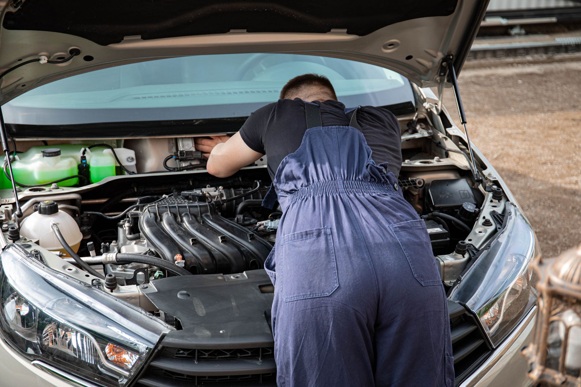 Auto Mechanic Repair